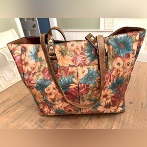 Patricia Nash Solaro Fresco Bouquet Large Tote